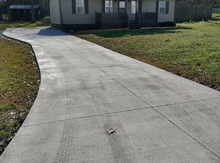 86 Arnold Rd, Cartersville, GA 30120