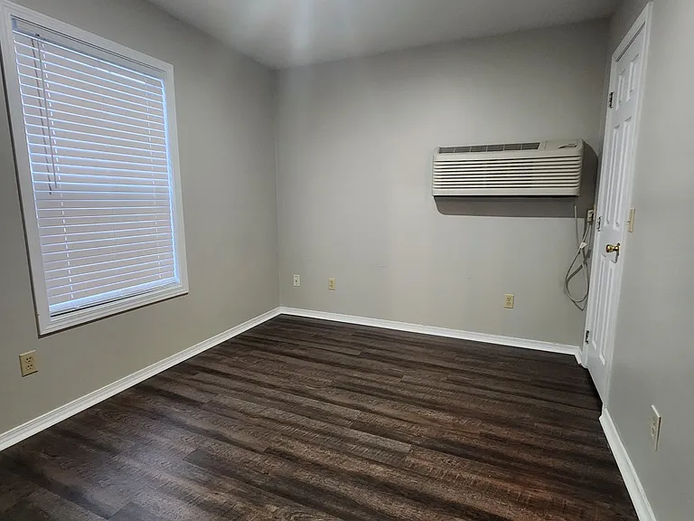 1325 Virginia Ave #A23 — Photo 4