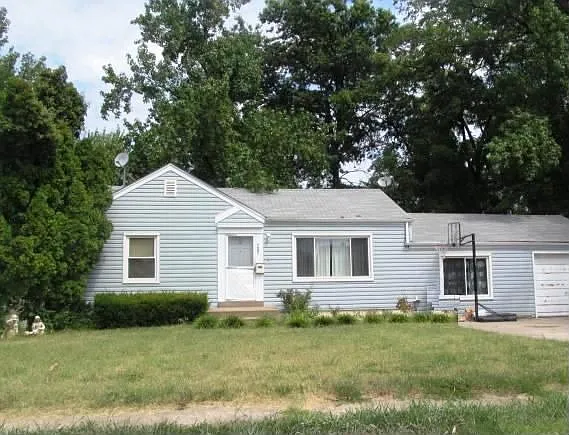 9645 Lilly Jean Dr photo 1