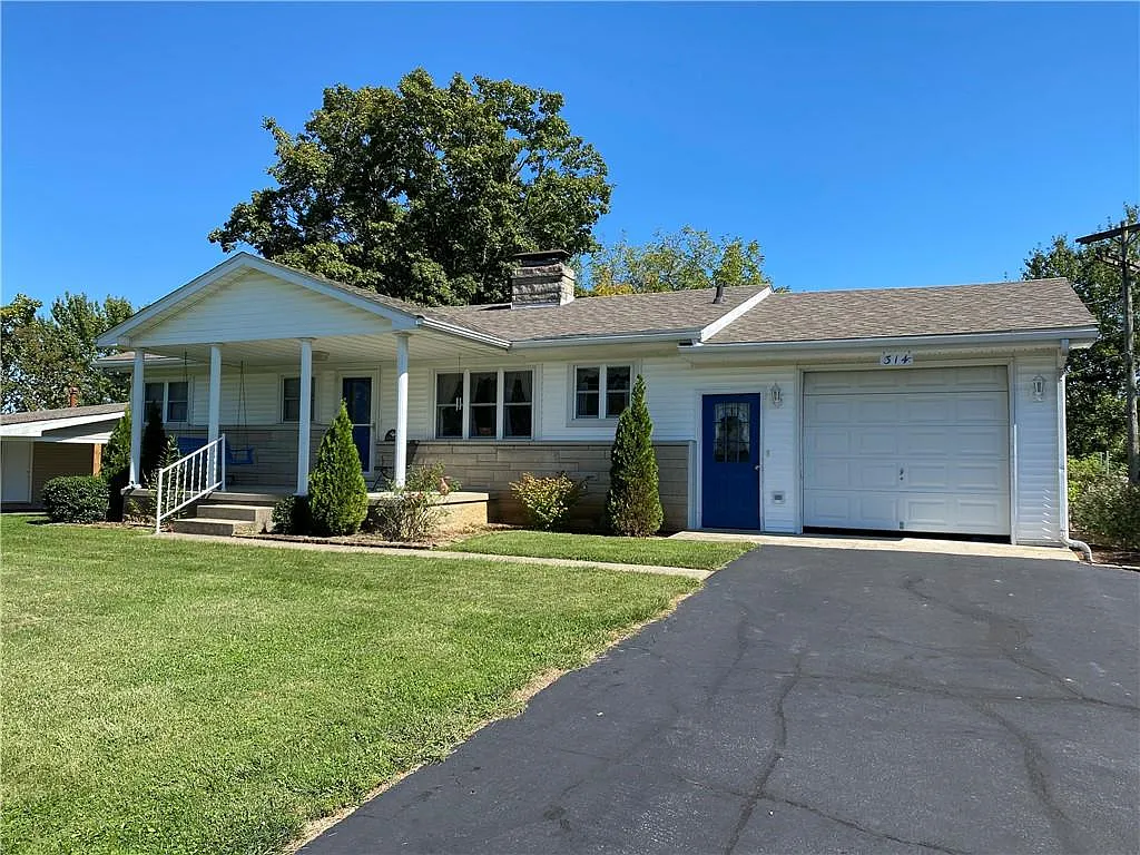 314 Eastwood Dr photo 1