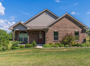 242 Inverness Trl, Richmond, KY 40475