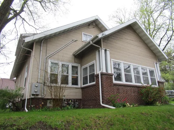 321 E Centerway, Janesville, WI 53545