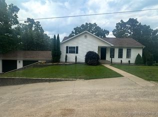 214 Ginny Dr, Linn Creek, MO 65052