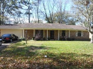 2953 Longwood Dr, Jackson, MS 39212