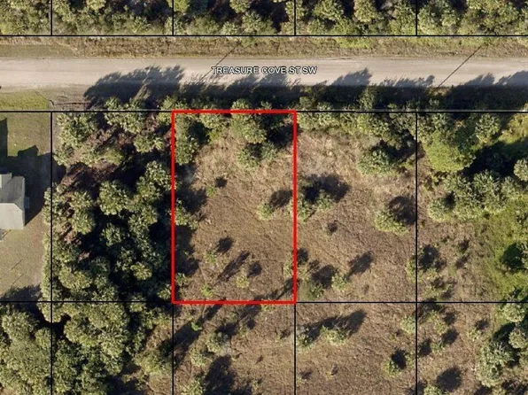 642 Treasure Cove St SW, Palm Bay, FL 32908