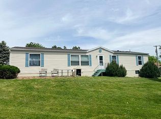 1136 S 7th Ave, Broken Bow, NE 68822