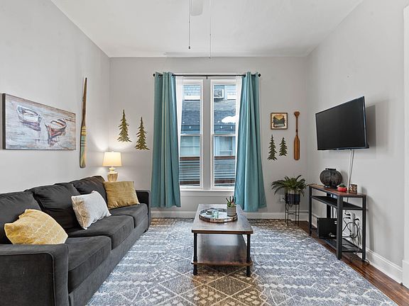 3rd image of 1918 W 7th Ave #2