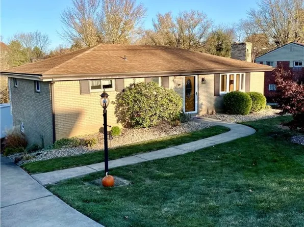 344 Crescent Dr, Washington, PA 15301