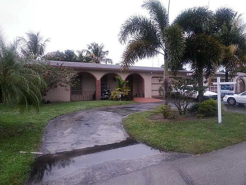 1st image of 8521 Southampton Dr