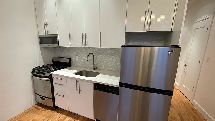 Rented by GPA Realty | media 19