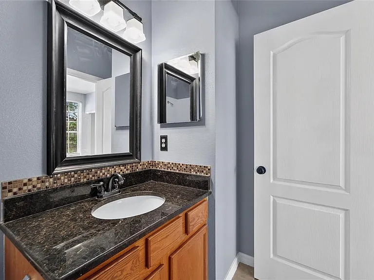 3186 Bayshore Oaks Dr — Photo 54