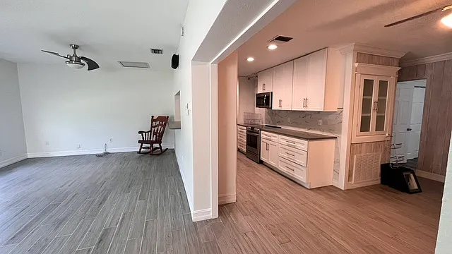 5428 Parkway Dr — Photo 9