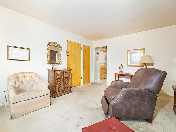 5th image of 9801 W Schiller Blvd #1N