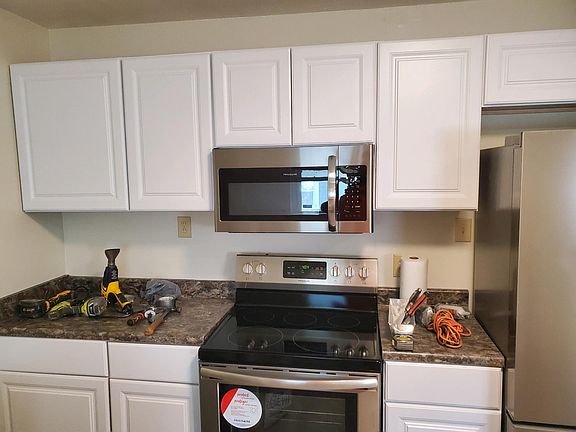 Community kitchen - new microwave and plenty of storage space