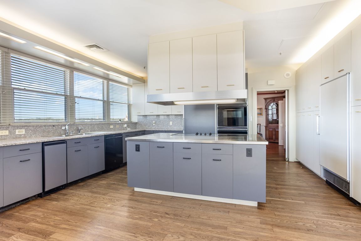 next background image