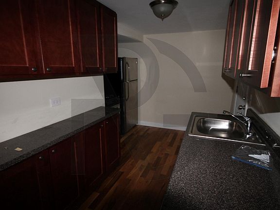 2nd image of 4419 N Wolcott Ave #Ugdn