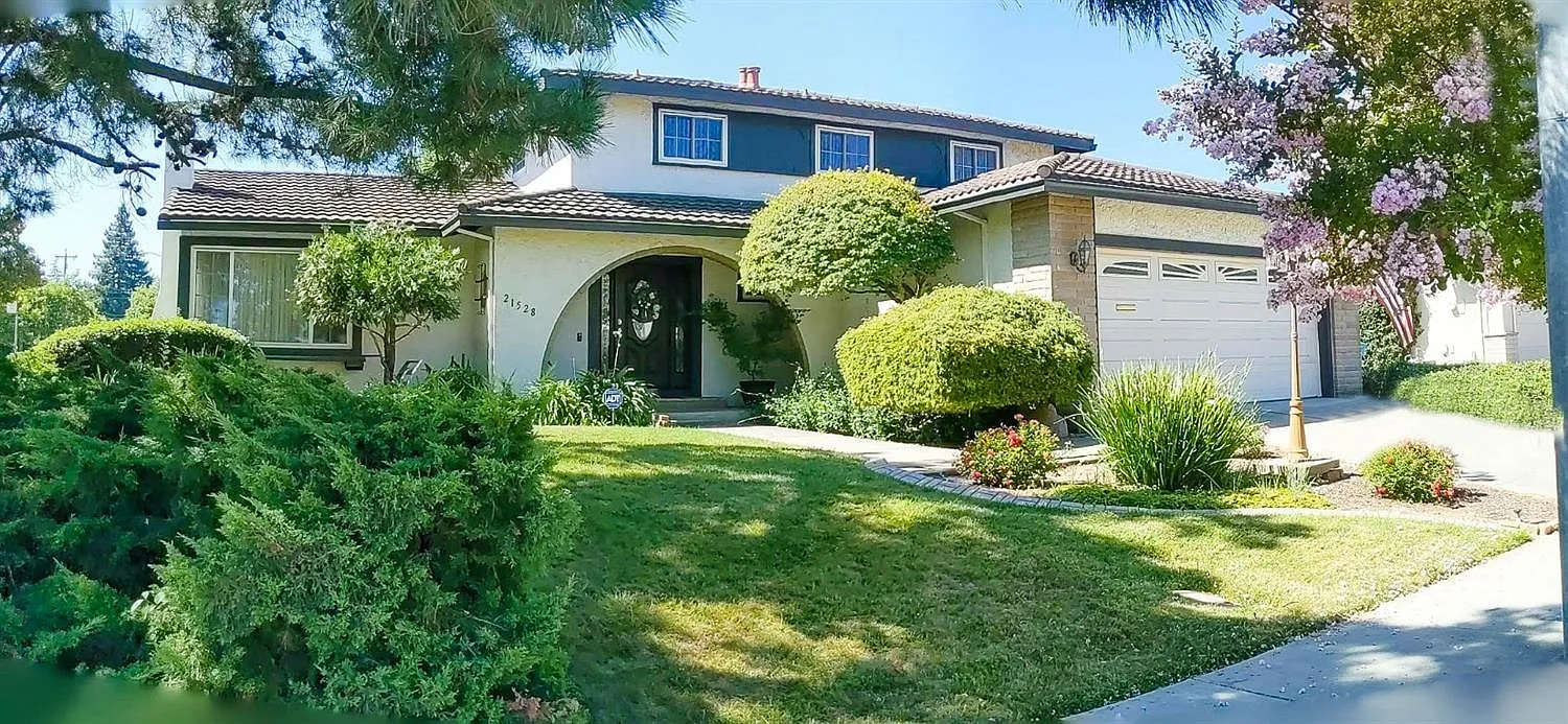 21528 Rosario Ave photo 1