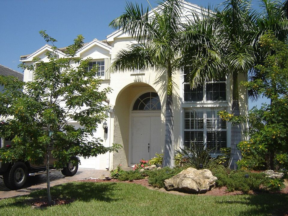 Beautiful home and well landscaped