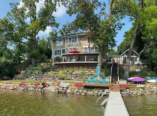 4449 Major Ave, Waterford, MI 48329