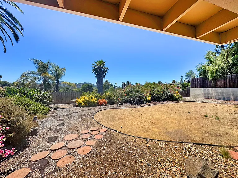 9655 Jimzel Rd — Photo 19
