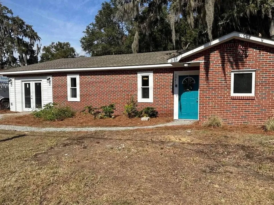 1041 Sea Island Pkwy