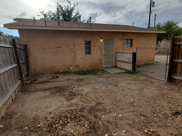 1504 Tapia Blvd SW #A — Photo 4