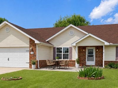 1910 Sylvan Avenue, Neosho, MO, 64850