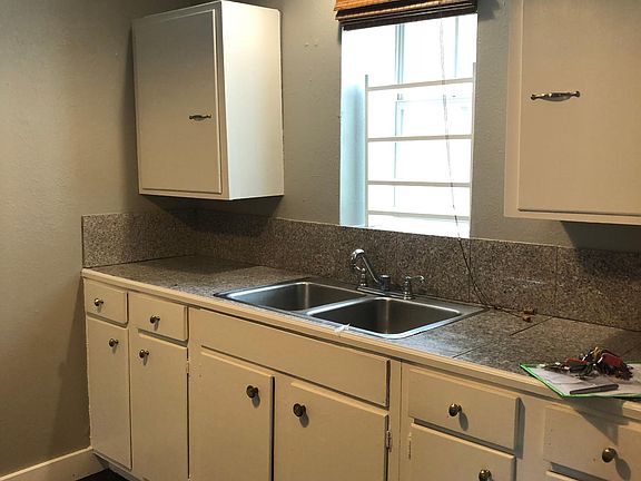 Kitchen cabinets