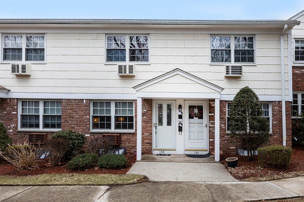 138 Parkside Dr, Suffern, NY 10901 Zillow