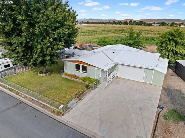 3400 Kirkway Dr, Baker City, OR 97814