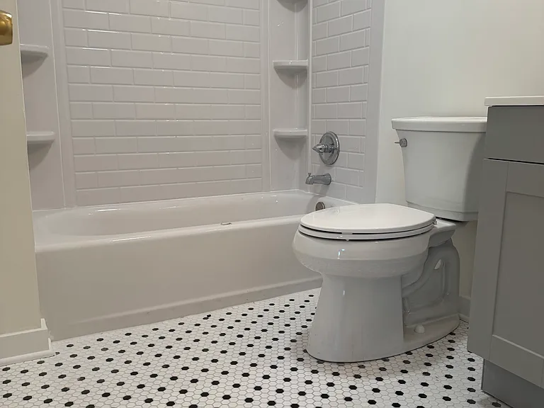 1050 Garibaldi St SW — Photo 15