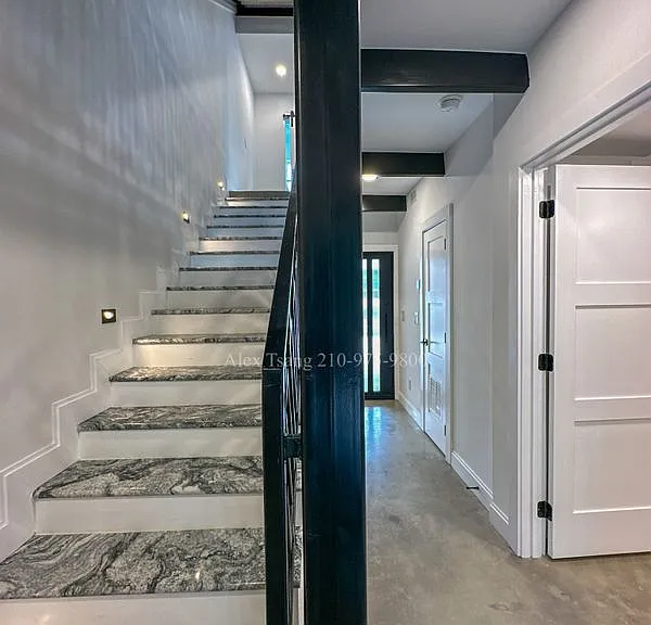 218 S Olive St #2101 — Photo 2