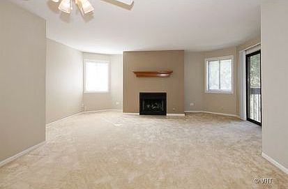 4th image of 2880 Torrey Pine Ln APT 2D