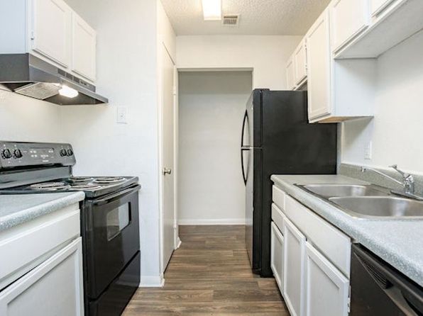 746 Garden Walk Blvd #M12