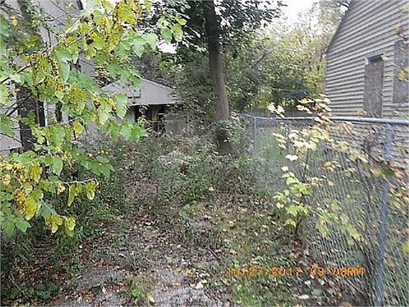 3rd image of 21443 Margareta St
