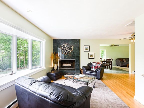 Welcome to 265 Storrs Common Area!