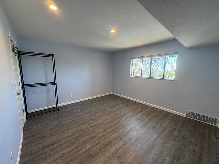 579 Wright St #203 — Photo 13