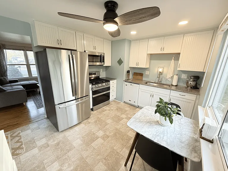 18 W Eden Ct — Photo 9