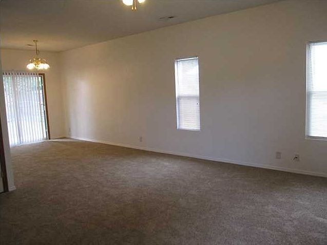 1st image of 4653 S Elizabeth Ave