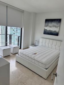 68 SE 6th St APT 2412, Miami, FL, 33131