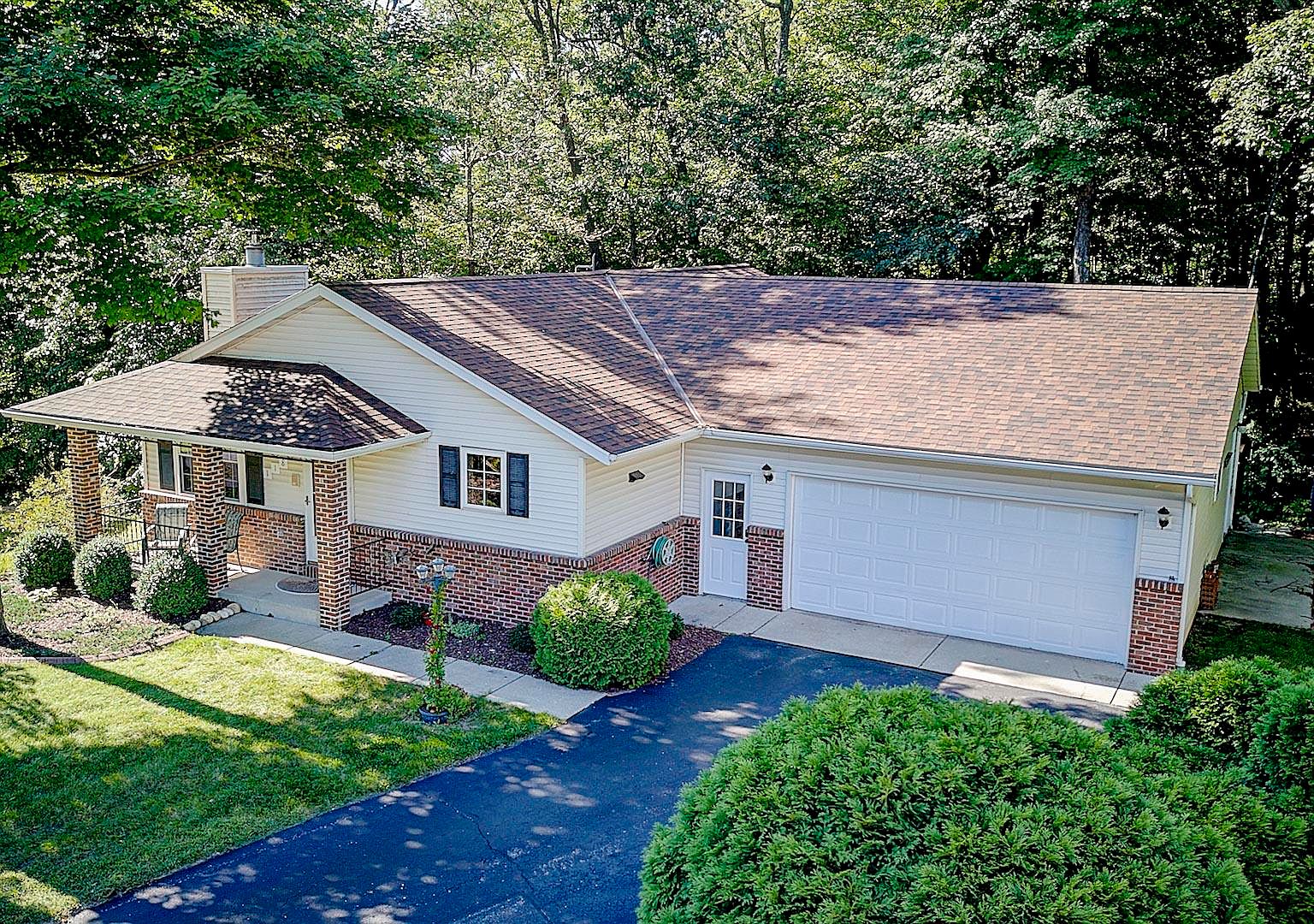 118 Manor Ct, Slinger, WI 53086 Zillow