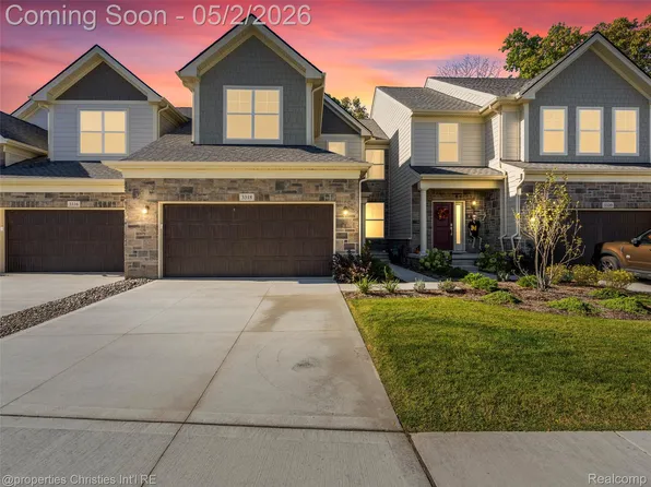 3318 Roseford Blvd, Ann Arbor, MI 48105