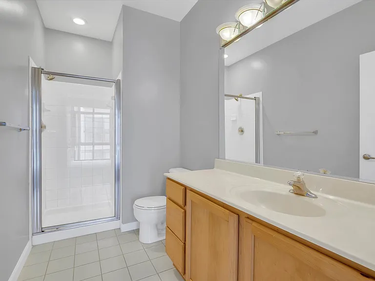 7923 Eastern Ave #904 — Photo 5