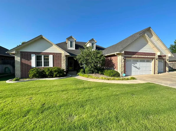 3412 Robin Dr, Woodward, OK 73801