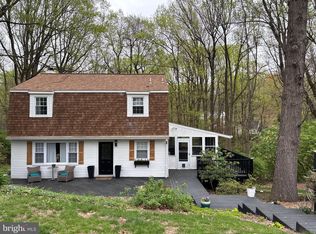 1415 Federal Dr, Downingtown, PA 19335