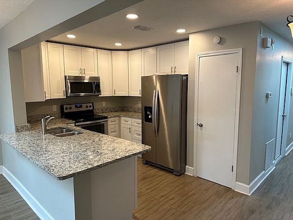 4th image of 193 Aruba Ln