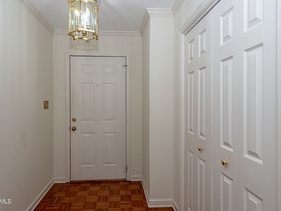 4th image of 5323 Comice Way
