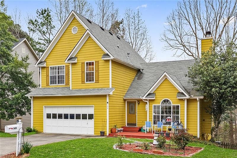 1st image of 140 Paris Dr