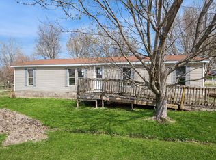 214 Main St, Elberon, IA 52225