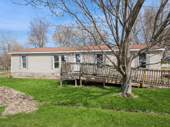 214 Main St, Elberon, IA 52225